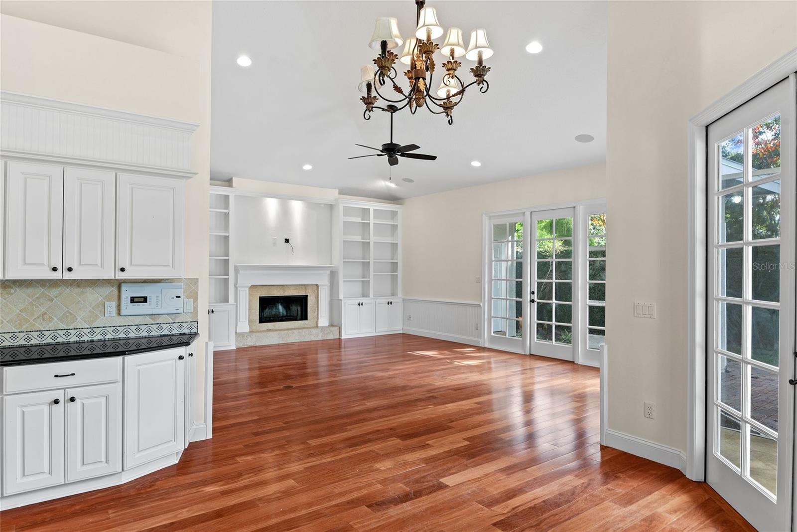 PARK NORTH - Residential Lease