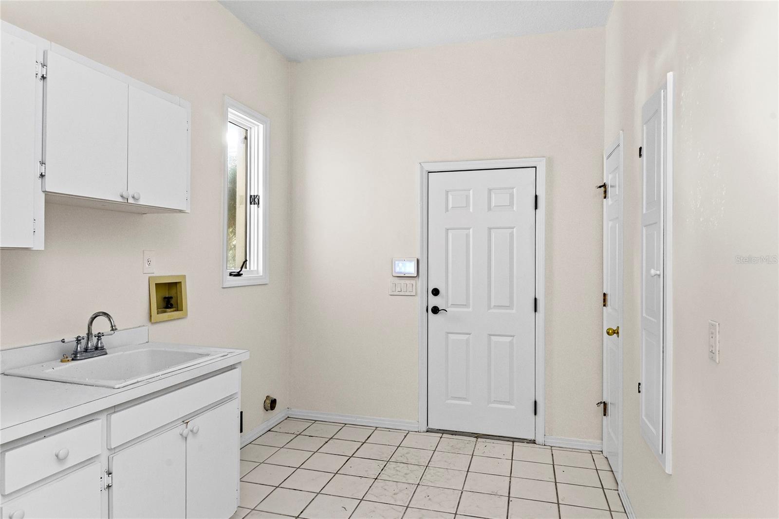 PARK NORTH - Residential Lease