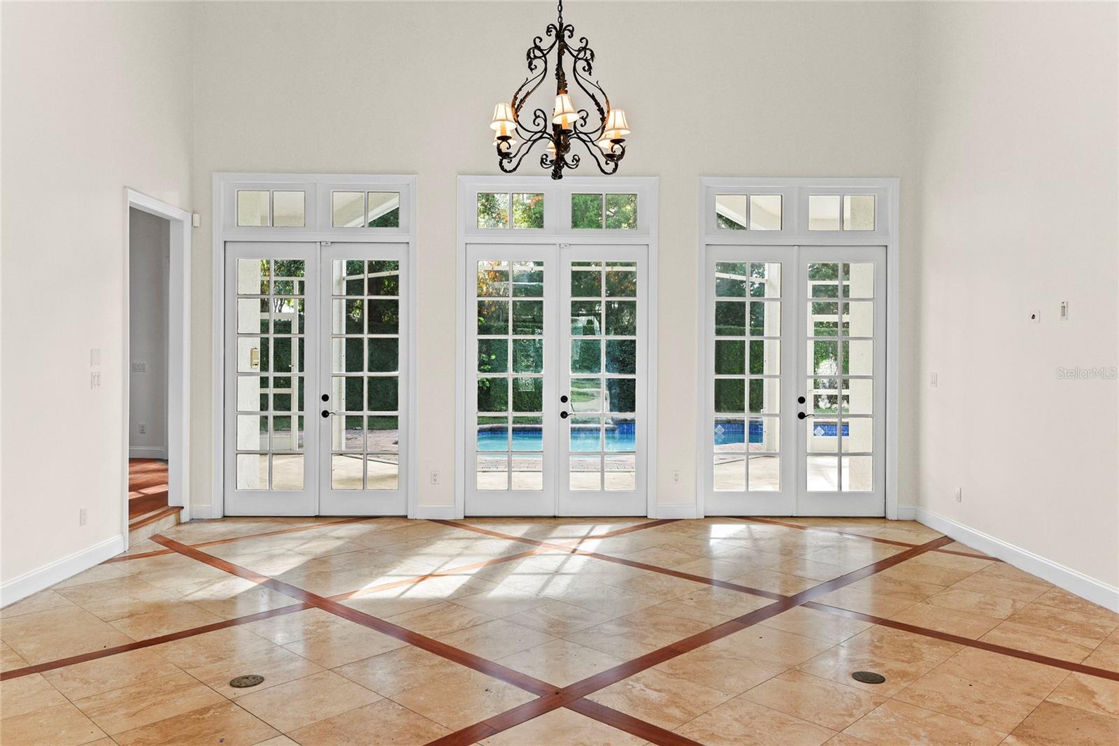 PARK NORTH - Residential Lease