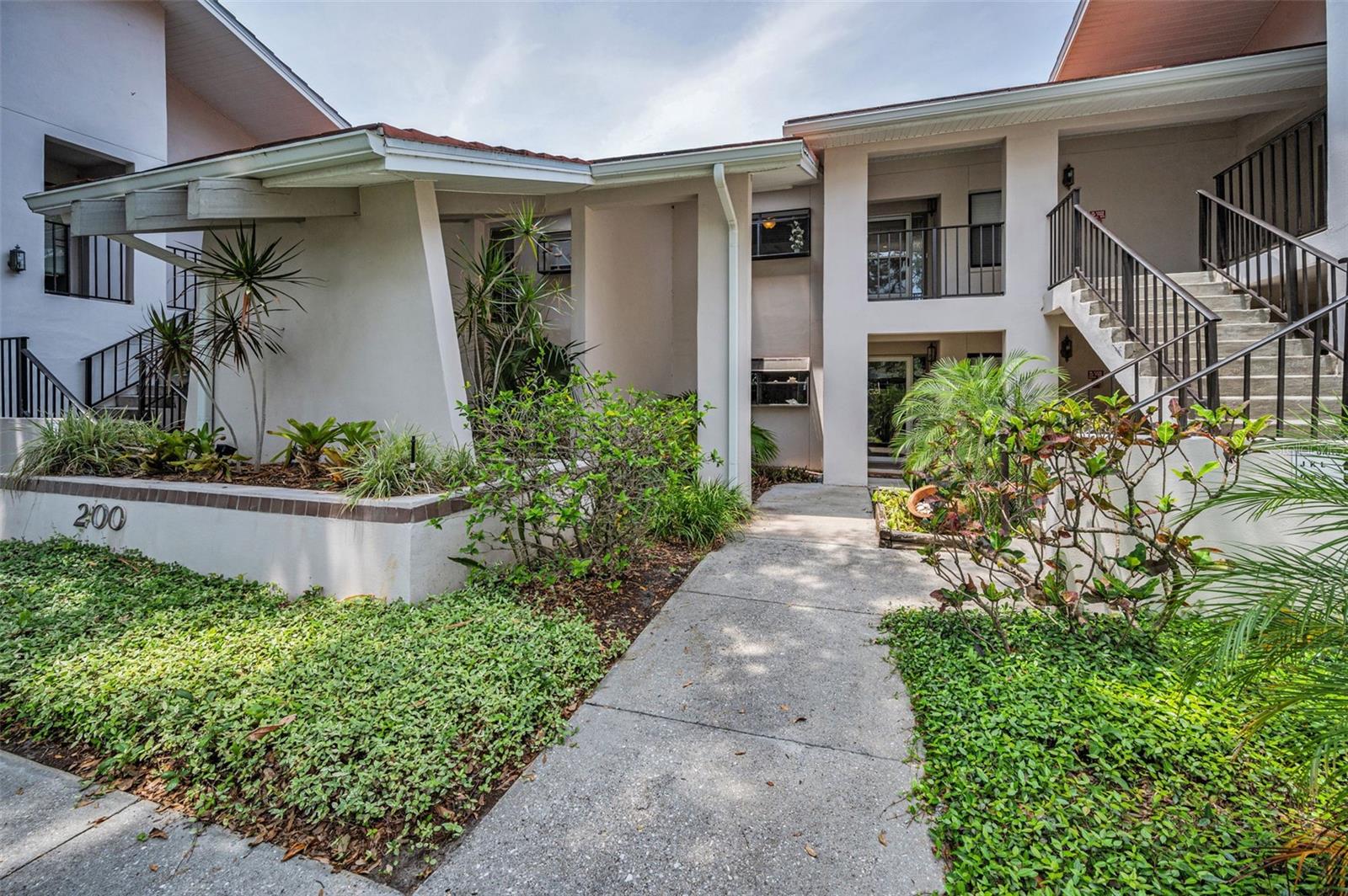 300 S FLORIDA AVENUE 200J