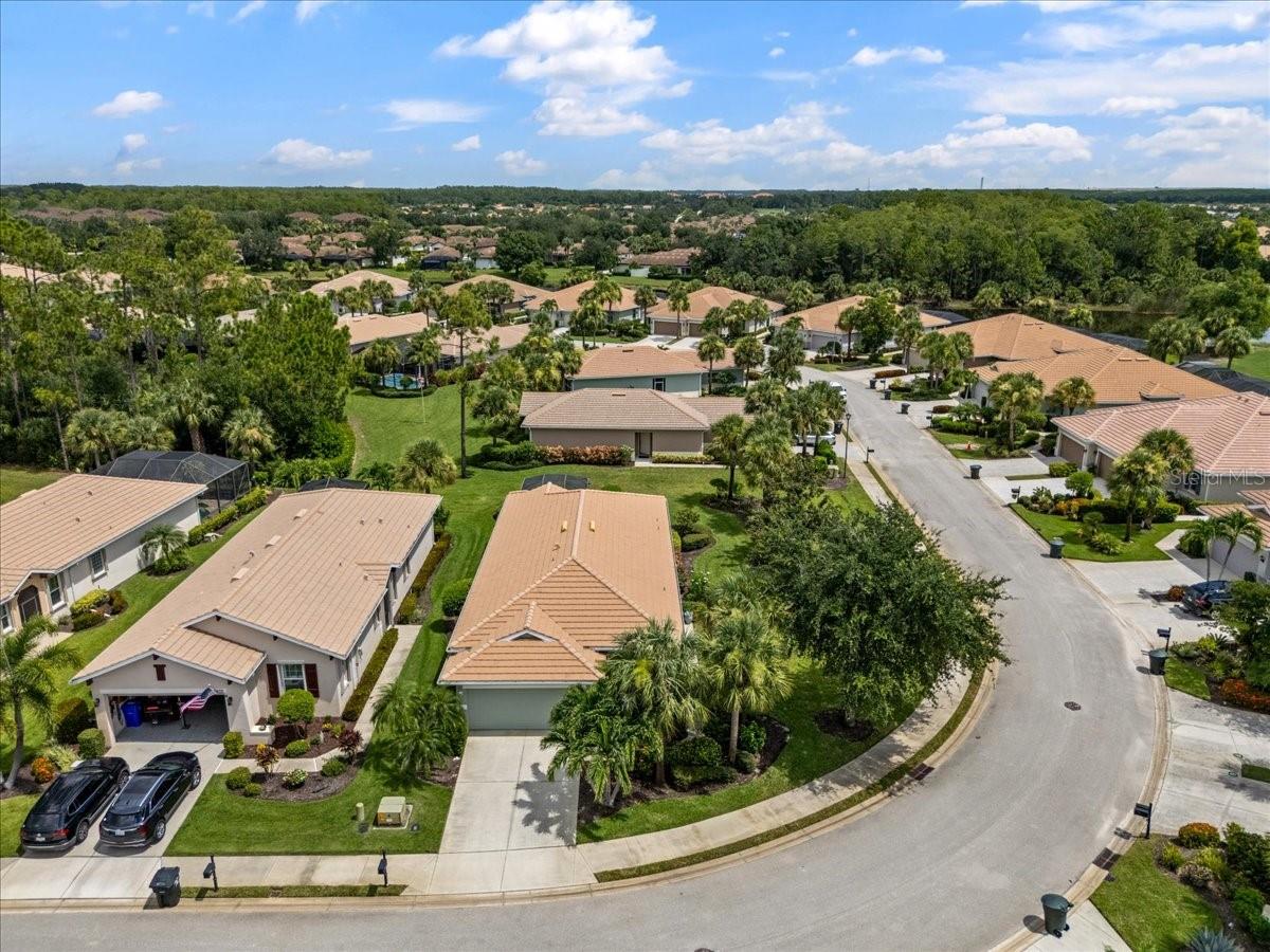 10662 CAMARELLE CIRCLE