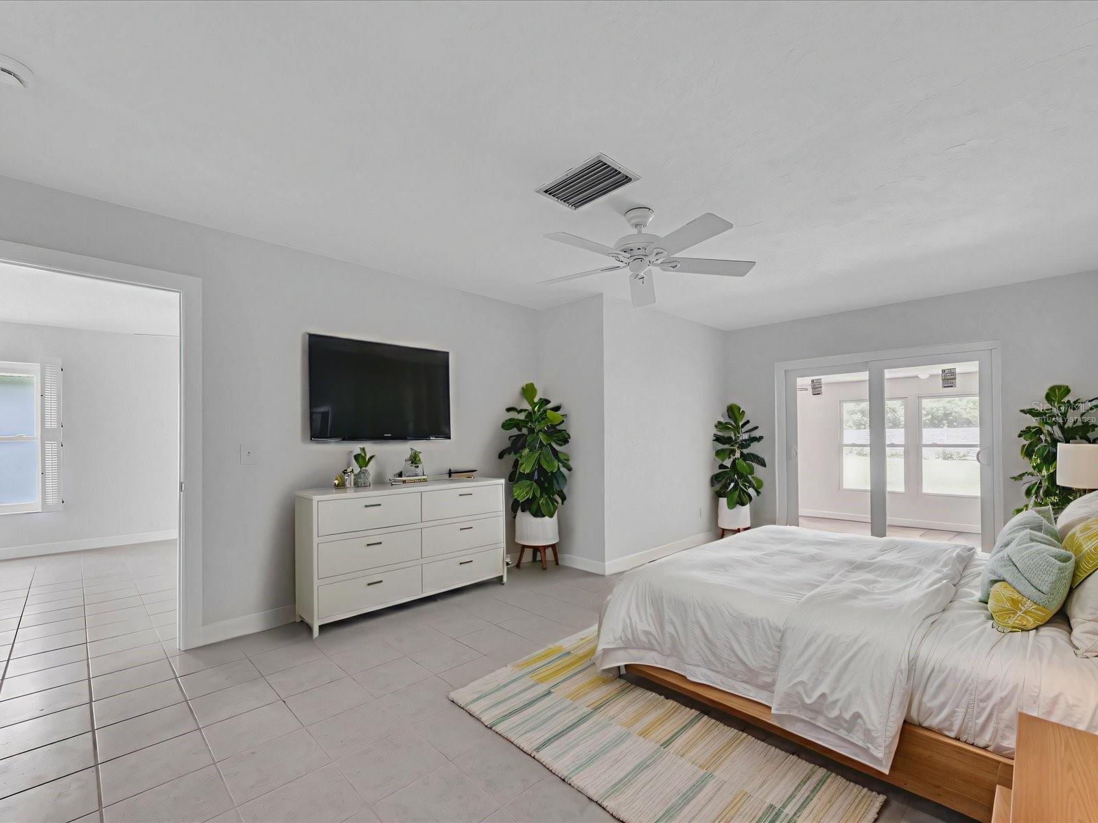 295 BOCA CIEGA POINT BOULEVARD N