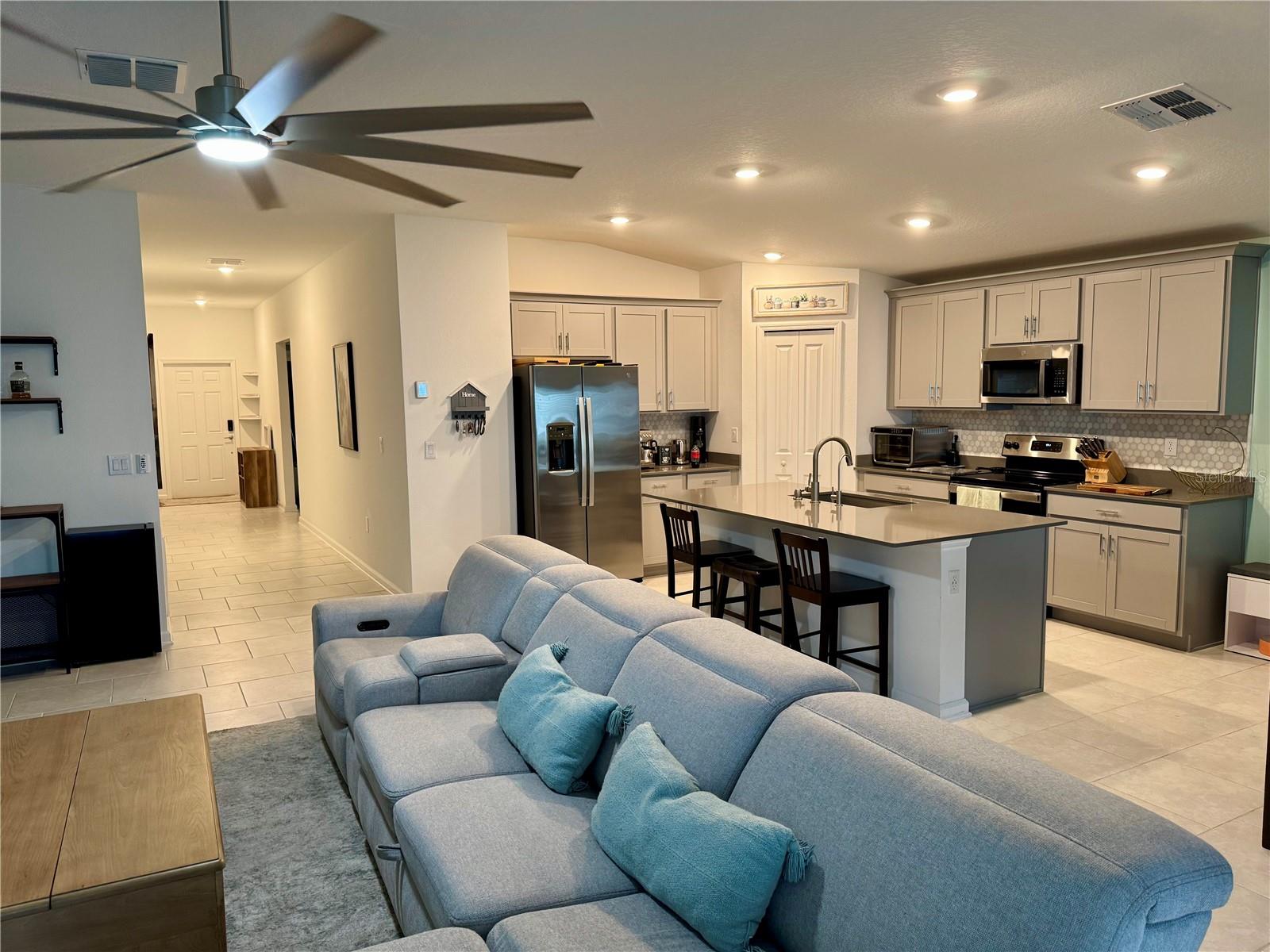 TRINITY LAKES 50 - Residential