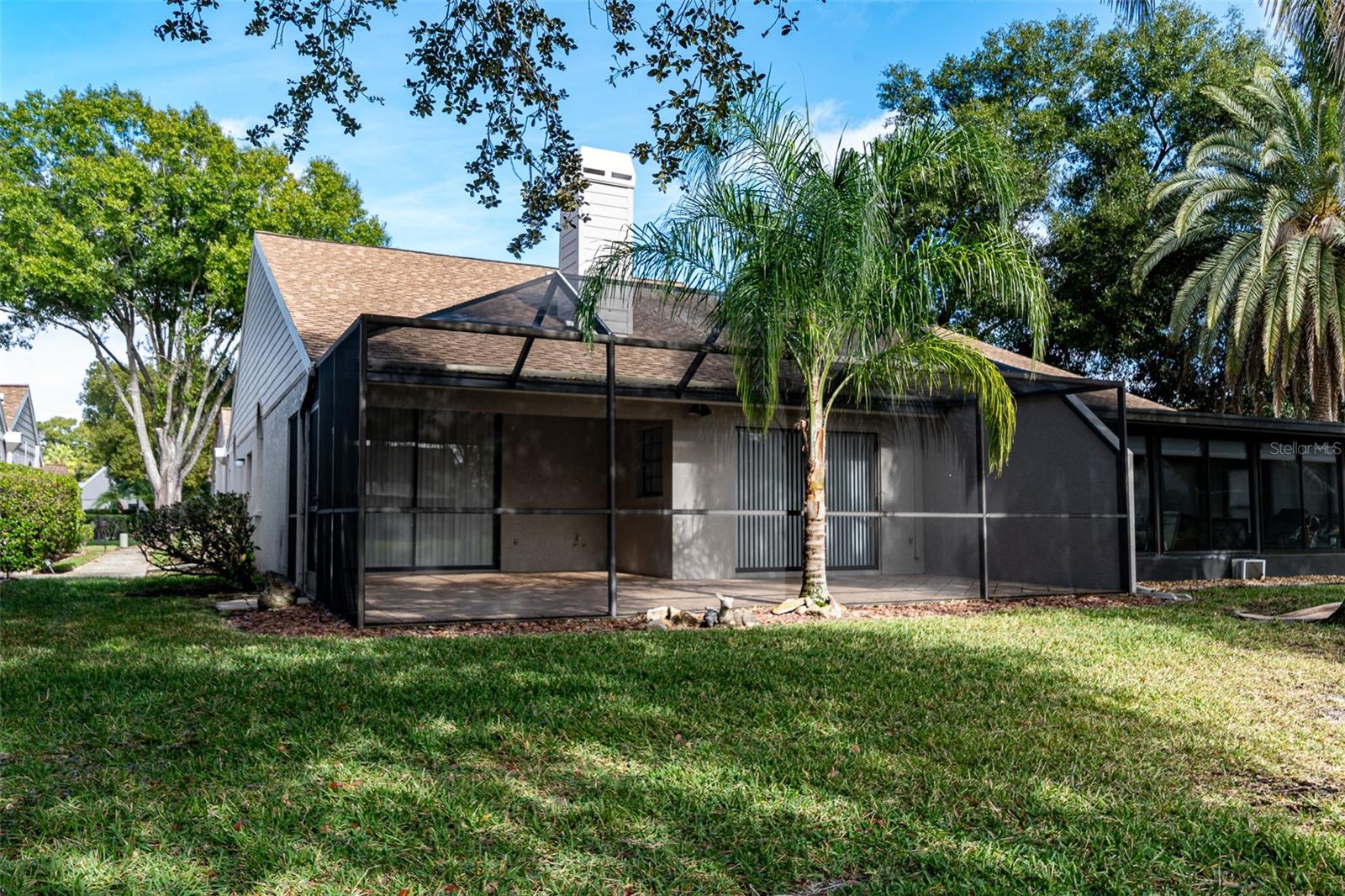 SALEM SQUARE - Residential