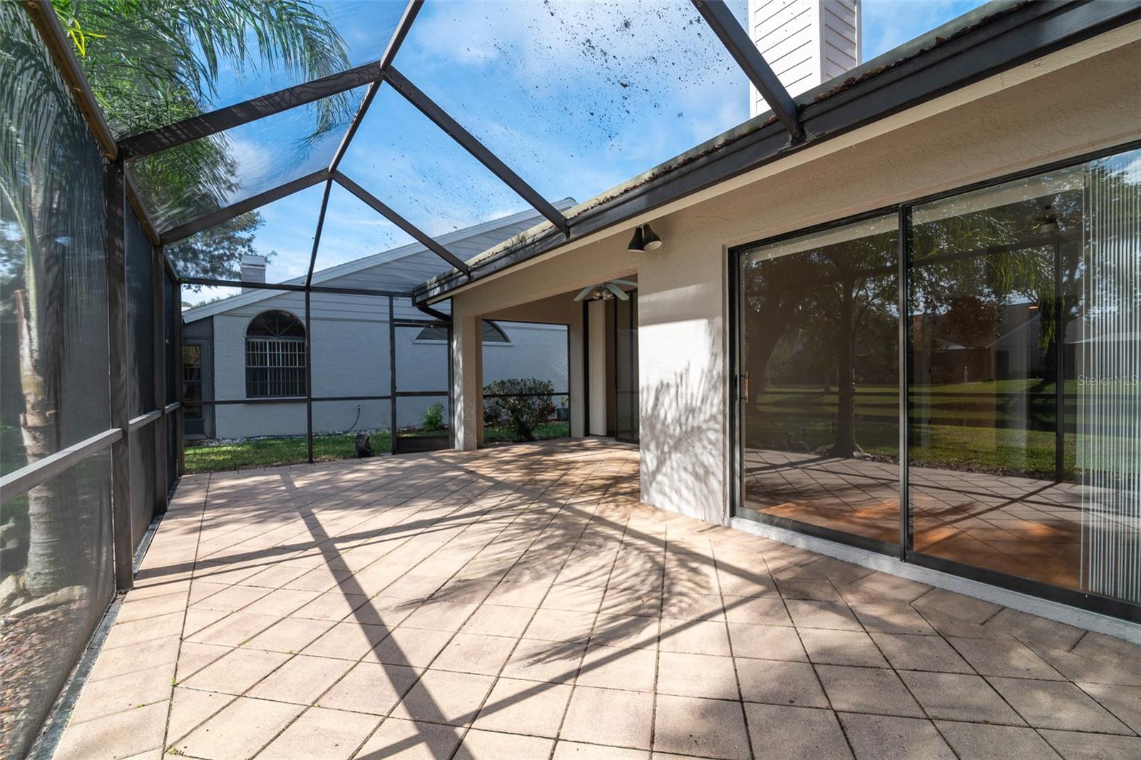 SALEM SQUARE - Residential