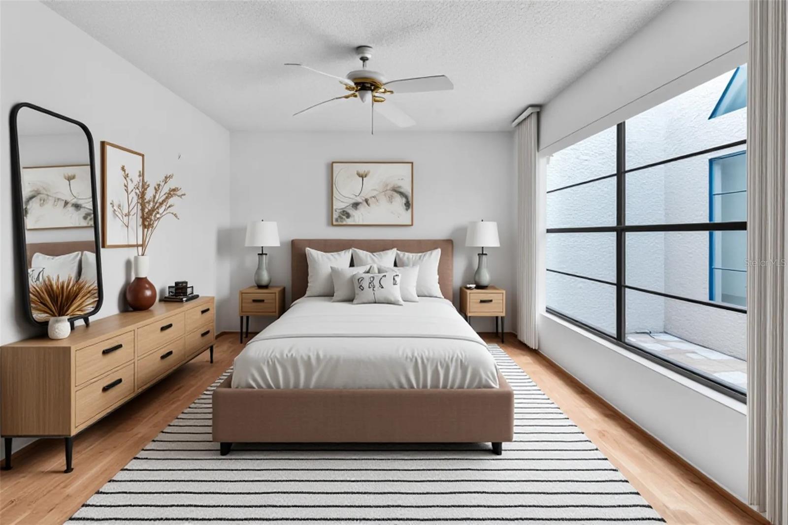 SALEM SQUARE - Residential