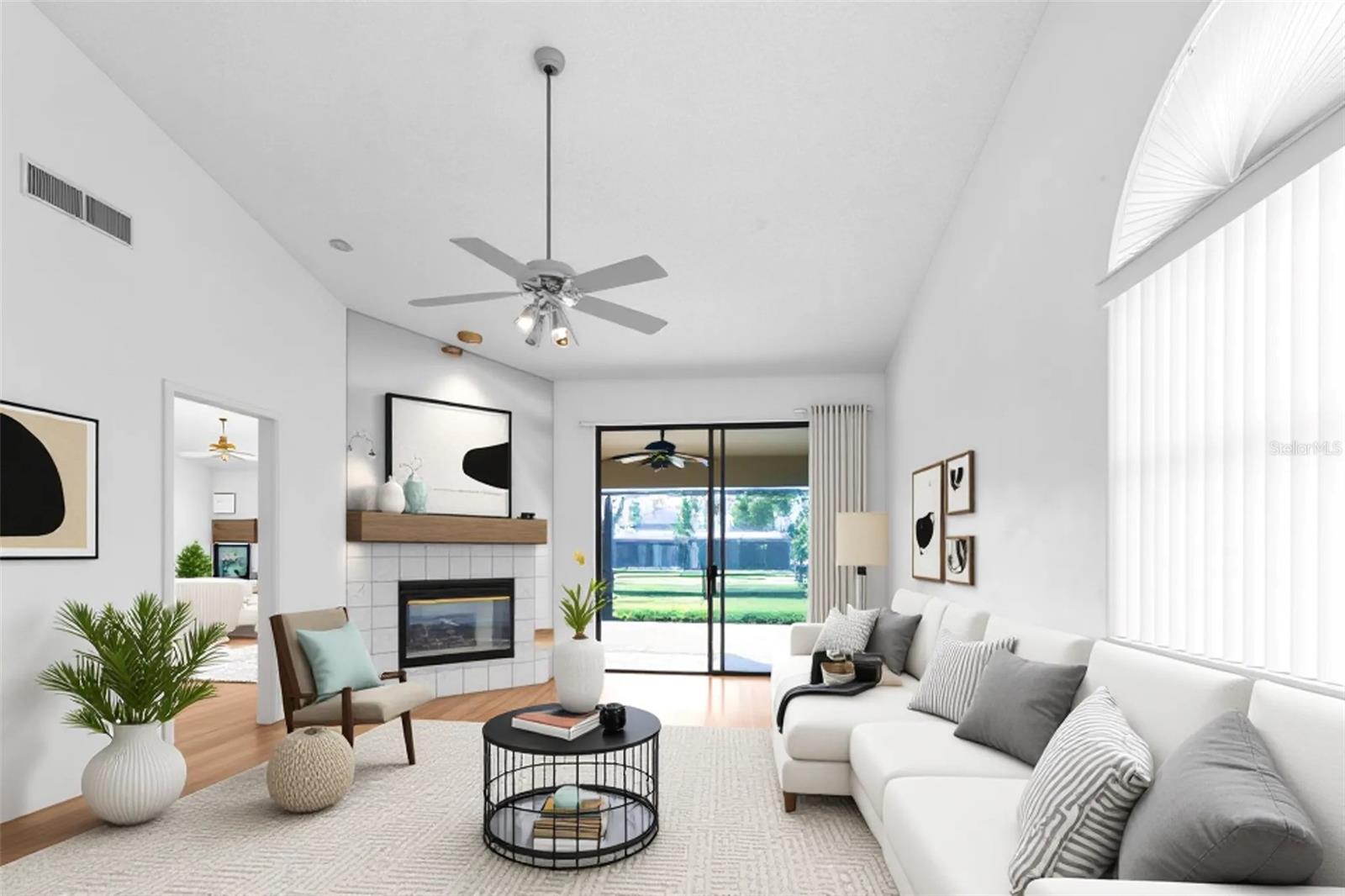 SALEM SQUARE - Residential