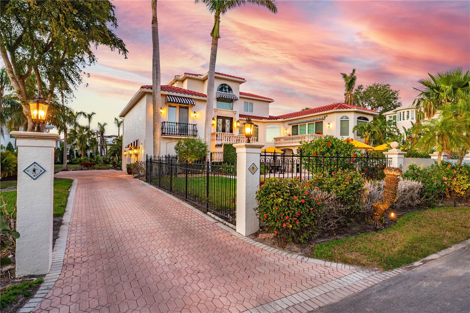 TOCOBAGA BAY - Residential