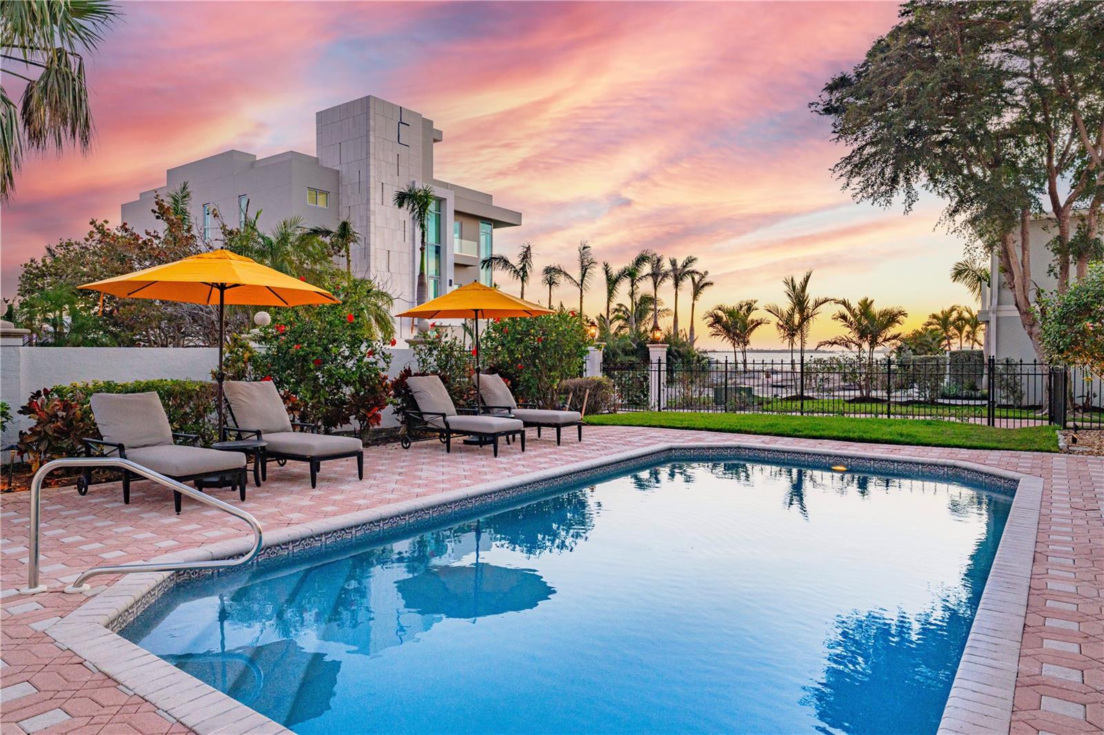 TOCOBAGA BAY - Residential