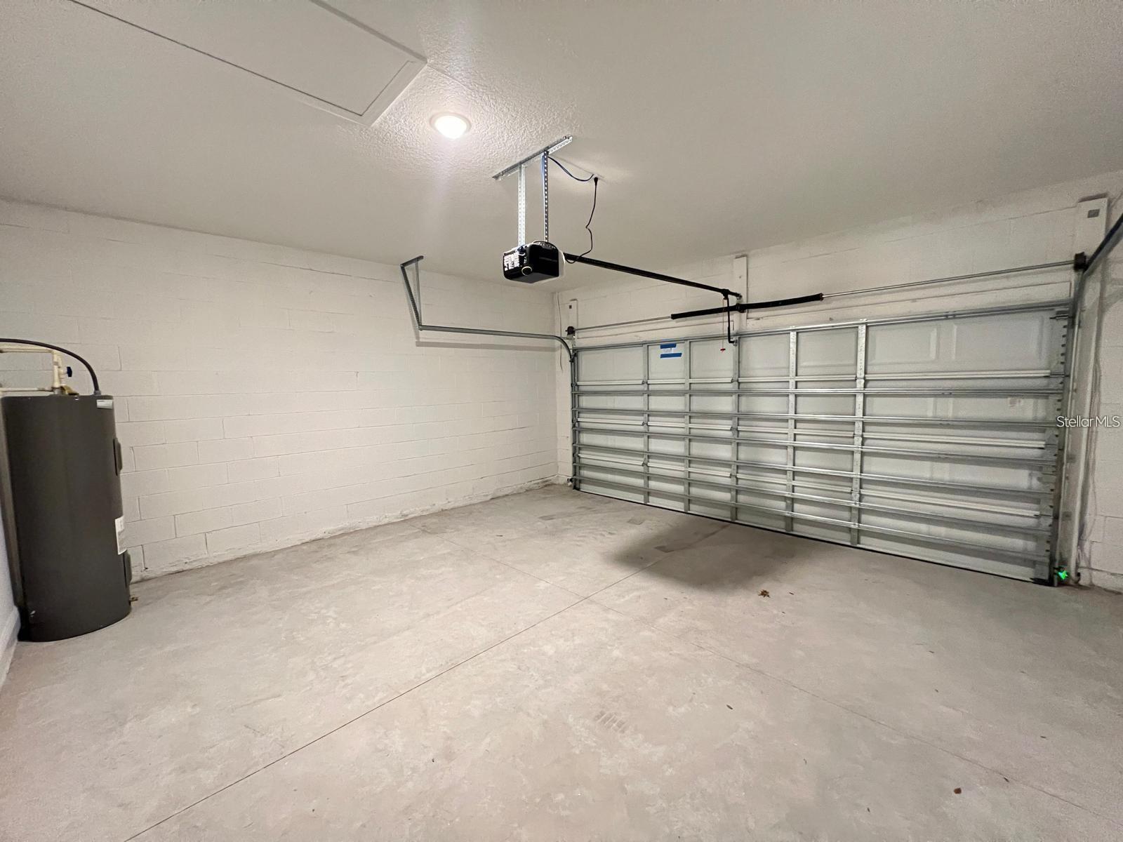 MARION OAKS UN 07 - Residential Lease