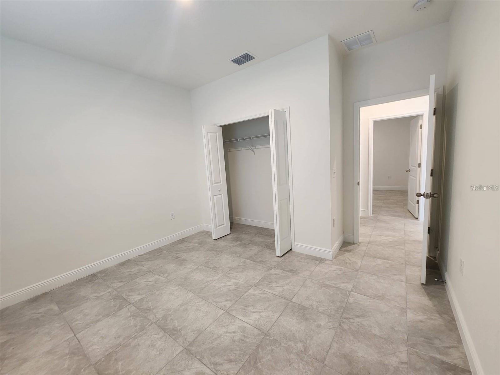 MARION OAKS UN 07 - Residential Lease