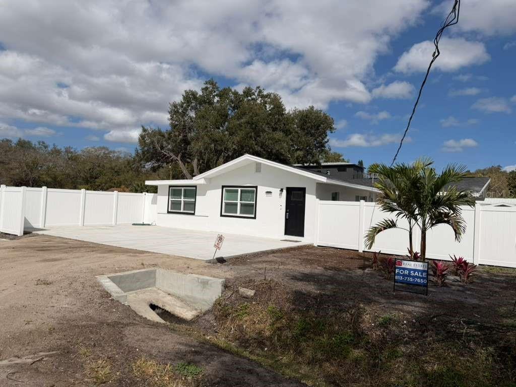 EAST BAY FARMS UNIT 1 - Residential