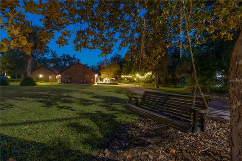 Tiny photo for 2550 SE 40th Street, Ocala, FL 34480 (MLS # OM728270)