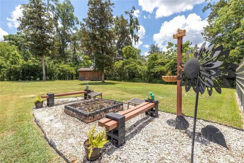 Tiny photo for 2550 SE 40th Street, Ocala, FL 34480 (MLS # OM728270)