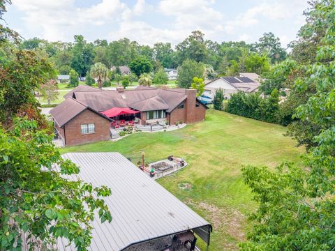 Tiny photo for 2550 SE 40th Street, Ocala, FL 34480 (MLS # OM728270)