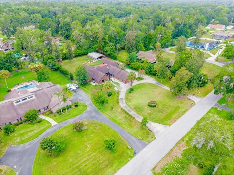 Tiny photo for 2550 SE 40th Street, Ocala, FL 34480 (MLS # OM728270)