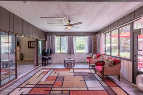 Tiny photo for 2550 SE 40th Street, Ocala, FL 34480 (MLS # OM728270)