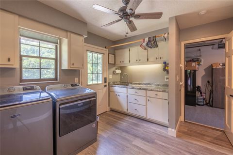 Tiny photo for 2550 SE 40th Street, Ocala, FL 34480 (MLS # OM728270)