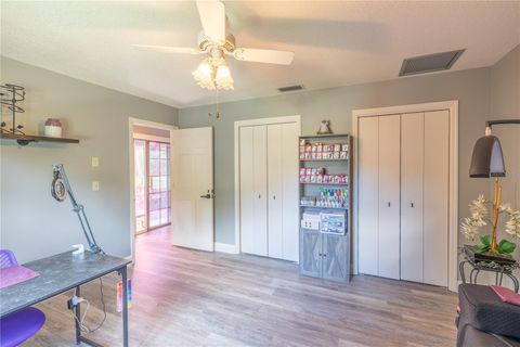 Tiny photo for 2550 SE 40th Street, Ocala, FL 34480 (MLS # OM728270)