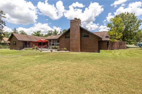 Tiny photo for 2550 SE 40th Street, Ocala, FL 34480 (MLS # OM728270)