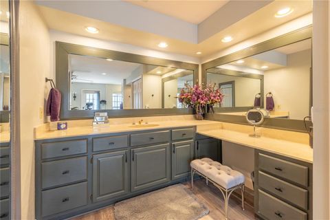 Tiny photo for 2550 SE 40th Street, Ocala, FL 34480 (MLS # OM728270)
