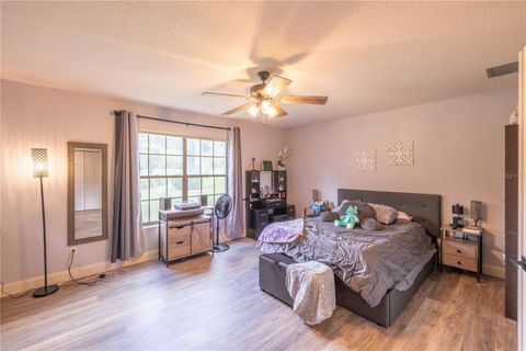 Tiny photo for 2550 SE 40th Street, Ocala, FL 34480 (MLS # OM728270)