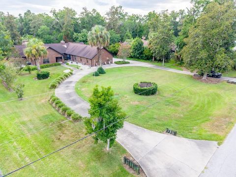Tiny photo for 2550 SE 40th Street, Ocala, FL 34480 (MLS # OM728270)