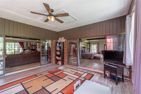 Tiny photo for 2550 SE 40th Street, Ocala, FL 34480 (MLS # OM728270)