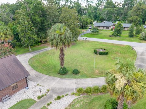Tiny photo for 2550 SE 40th Street, Ocala, FL 34480 (MLS # OM728270)