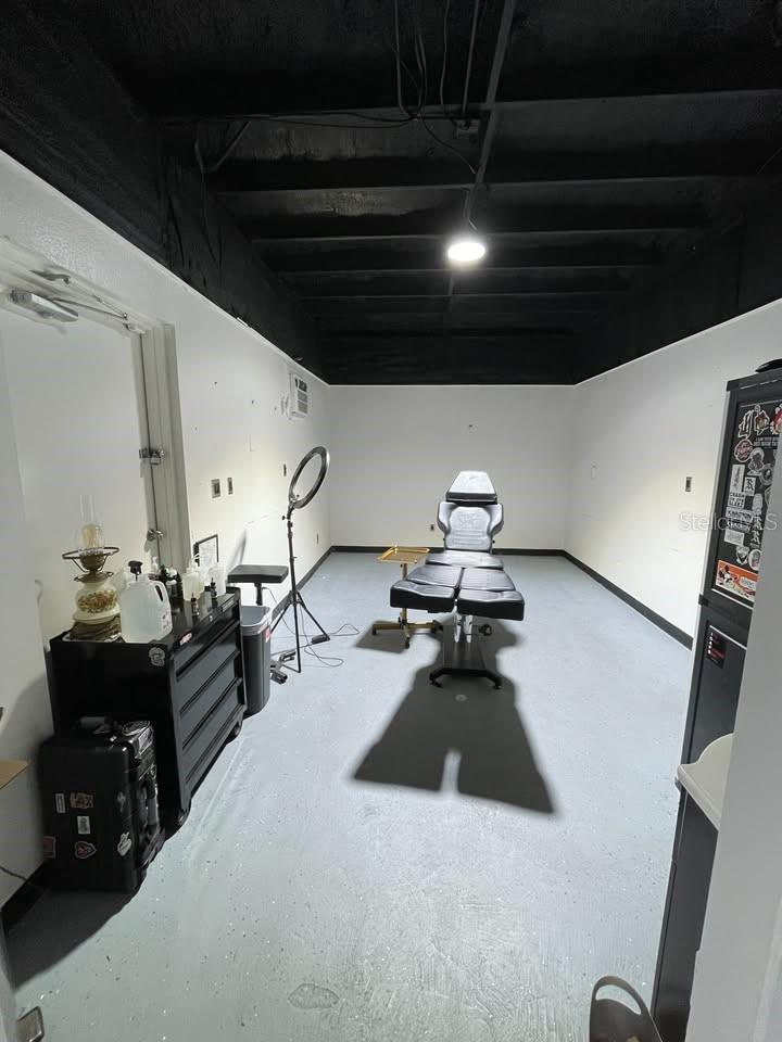 OVERBROOK - Commercial Sale