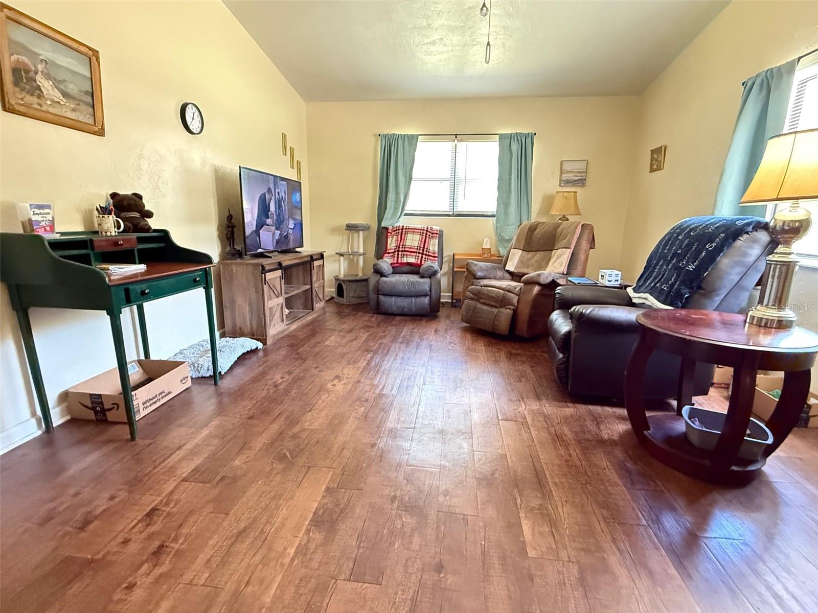 BUTLER COURT - Residential