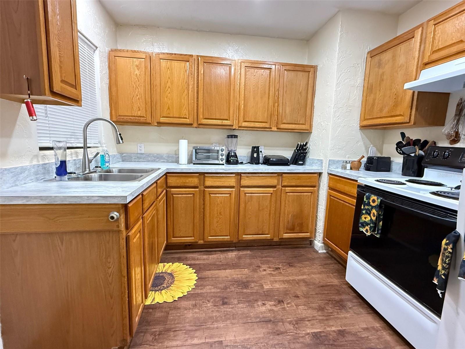 BUTLER COURT - Residential