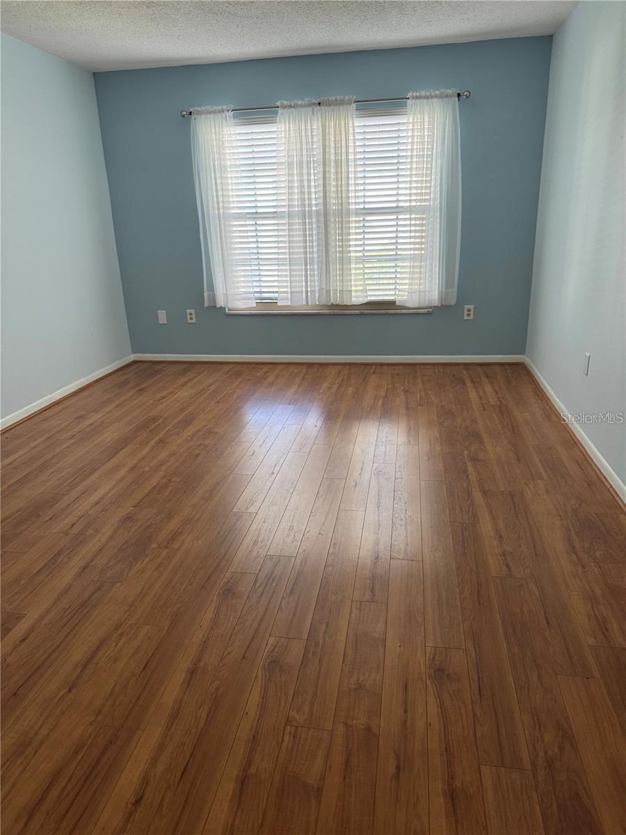 IMPERIAL COVE 5 - Residential Lease