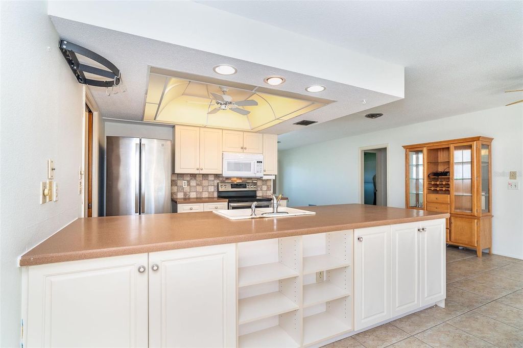 Photo of 1047 Montana Avenue, Englewood, FL 34223 (MLS # N6139907)