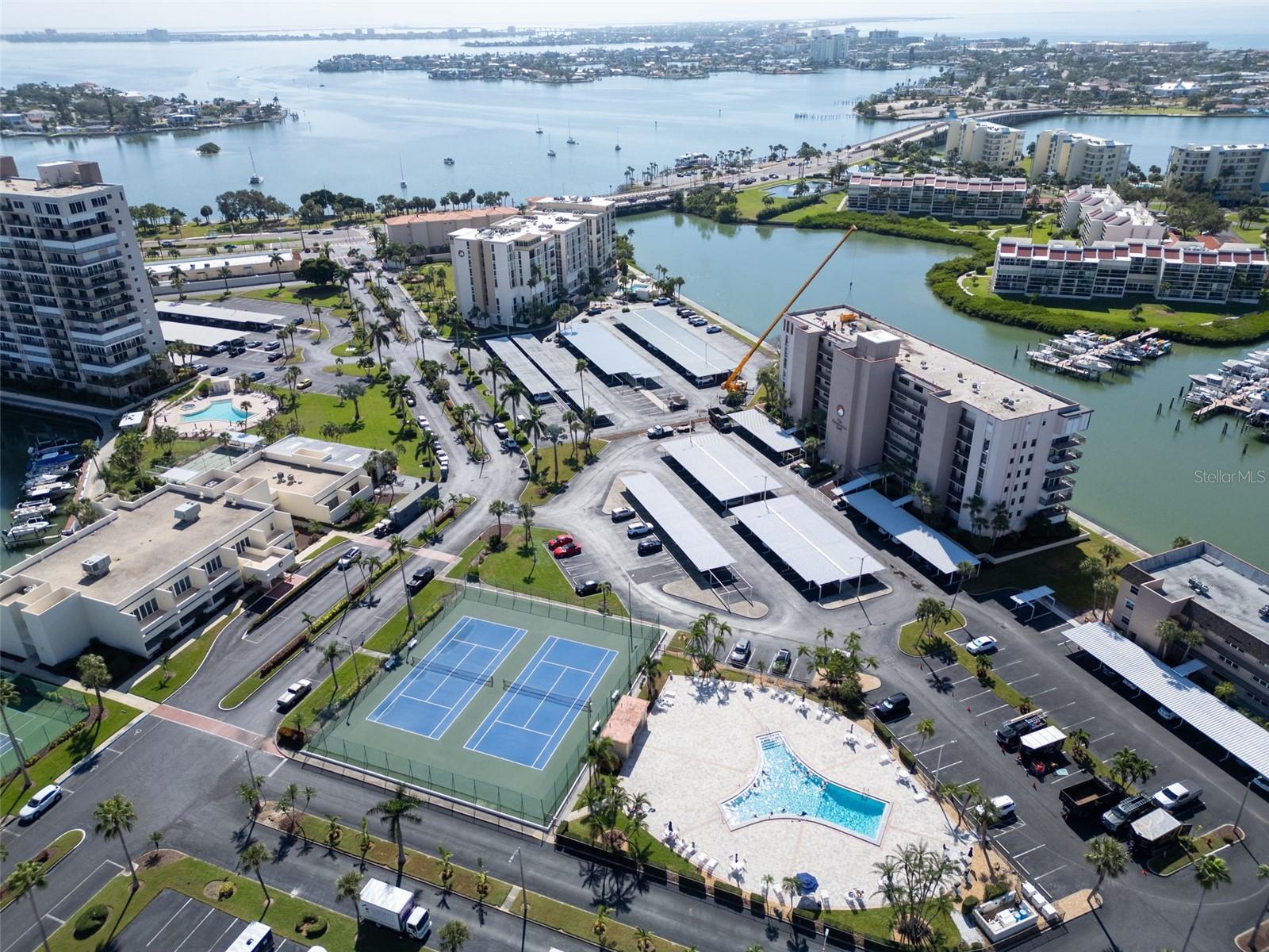 BAY ISLAND GROUP 13 - Residential