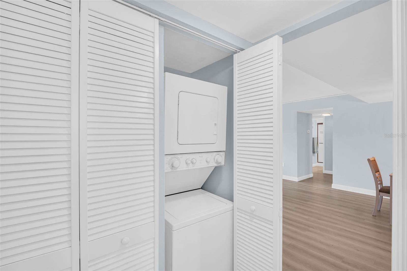 BAY ISLAND GROUP 13 - Residential