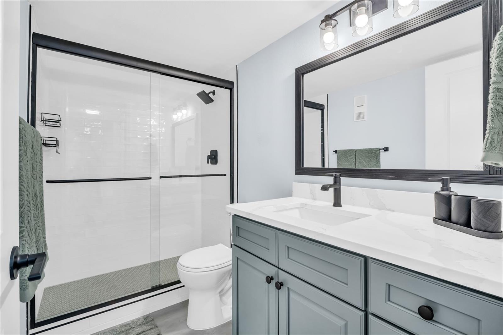 BAY ISLAND GROUP 13 - Residential