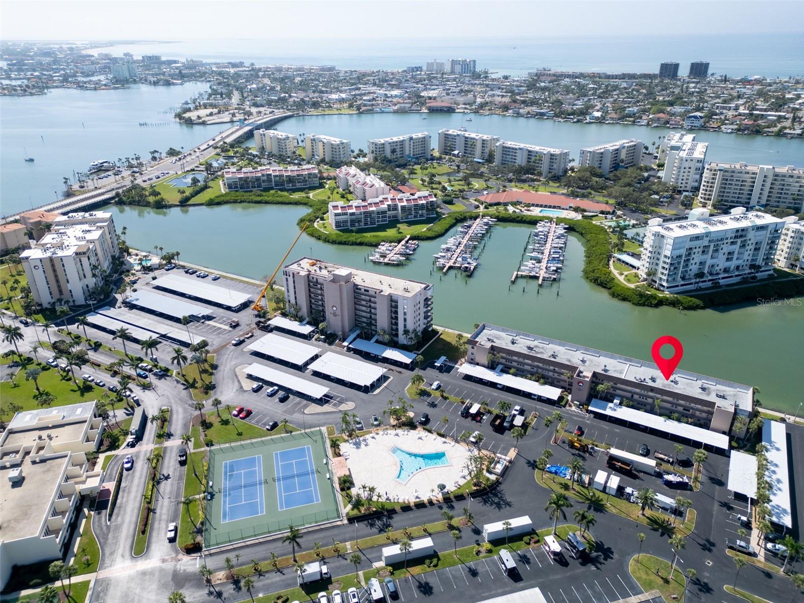 BAY ISLAND GROUP 13 - Residential