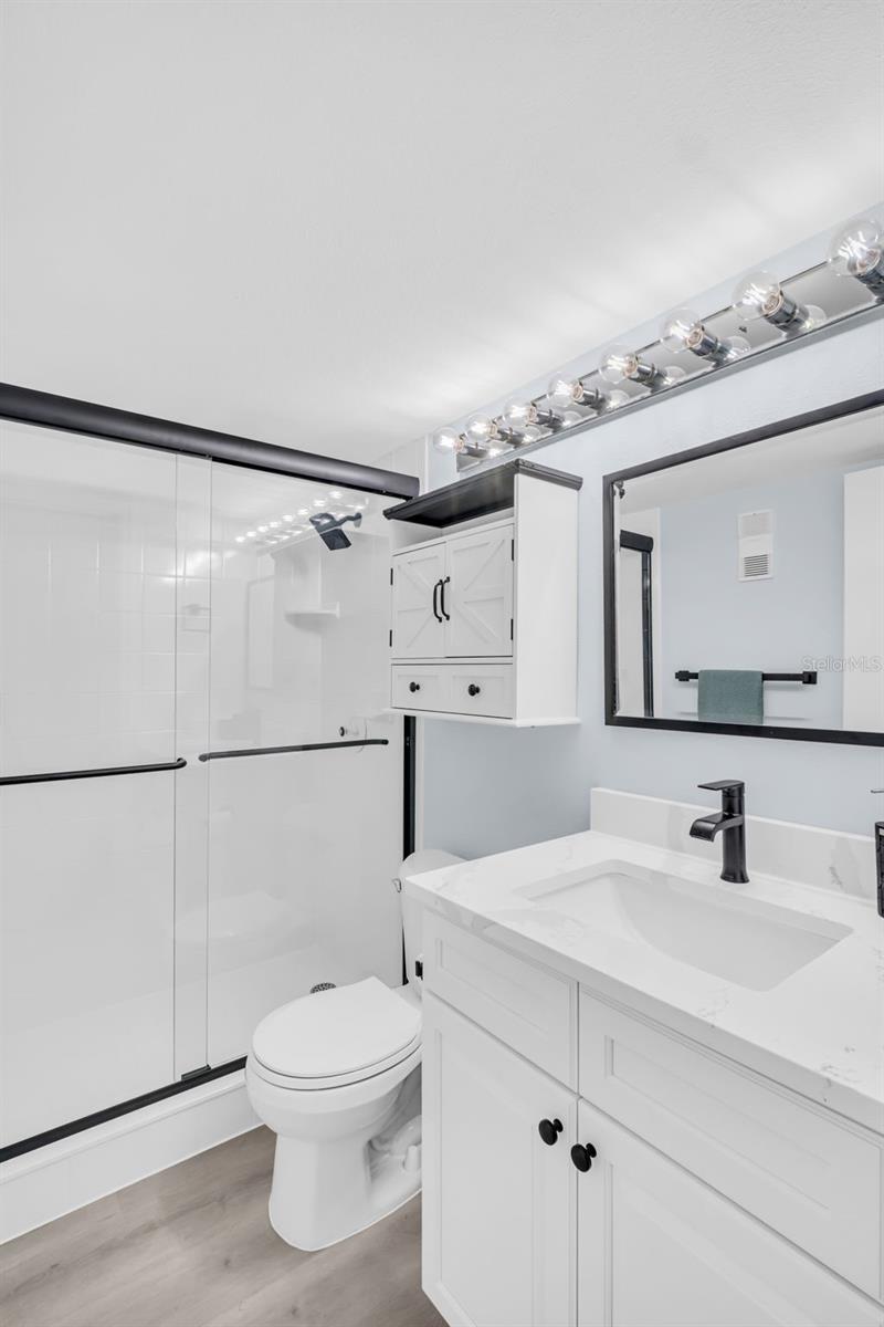 BAY ISLAND GROUP 13 - Residential