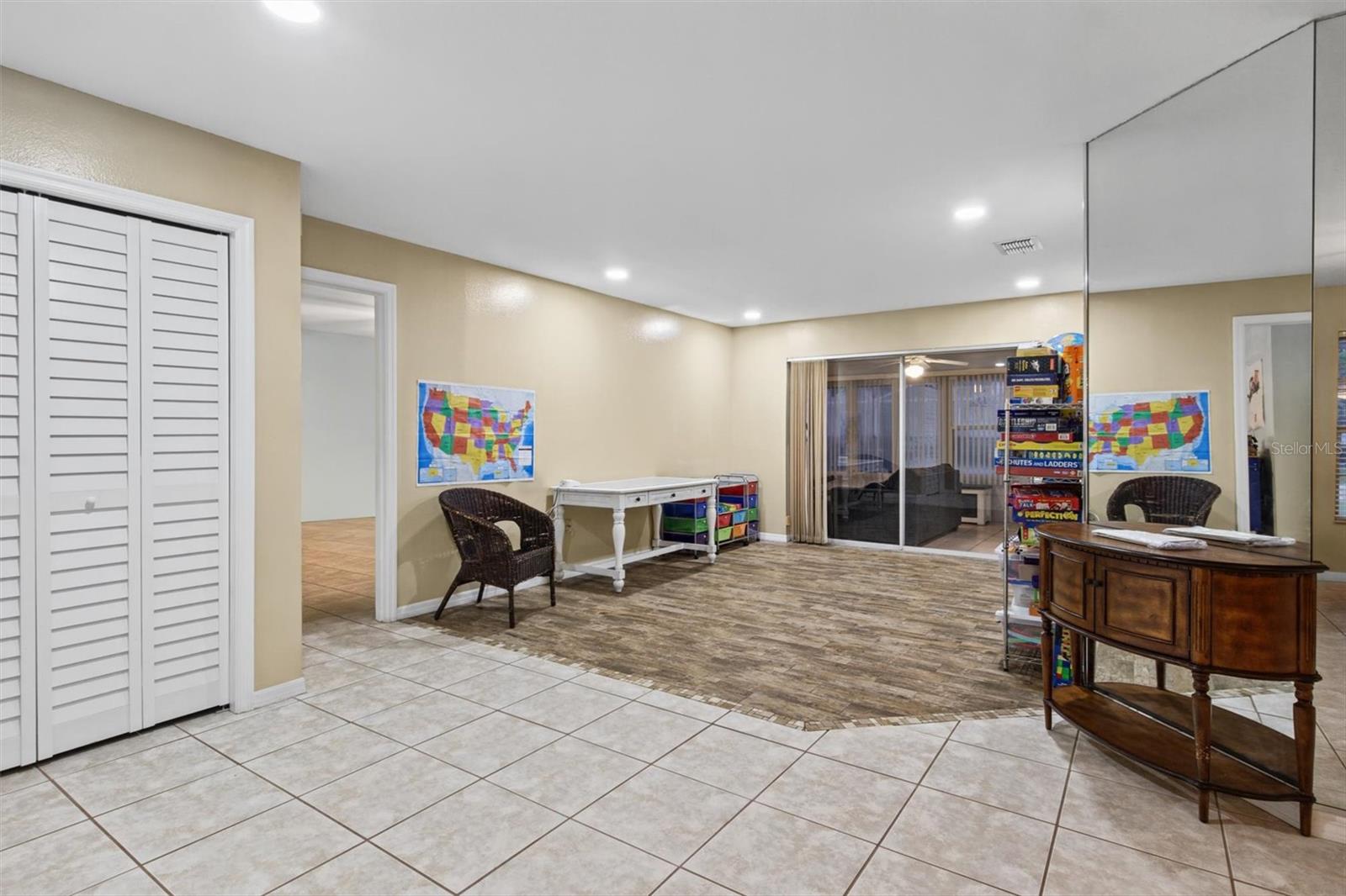 1540 ROSA COURT