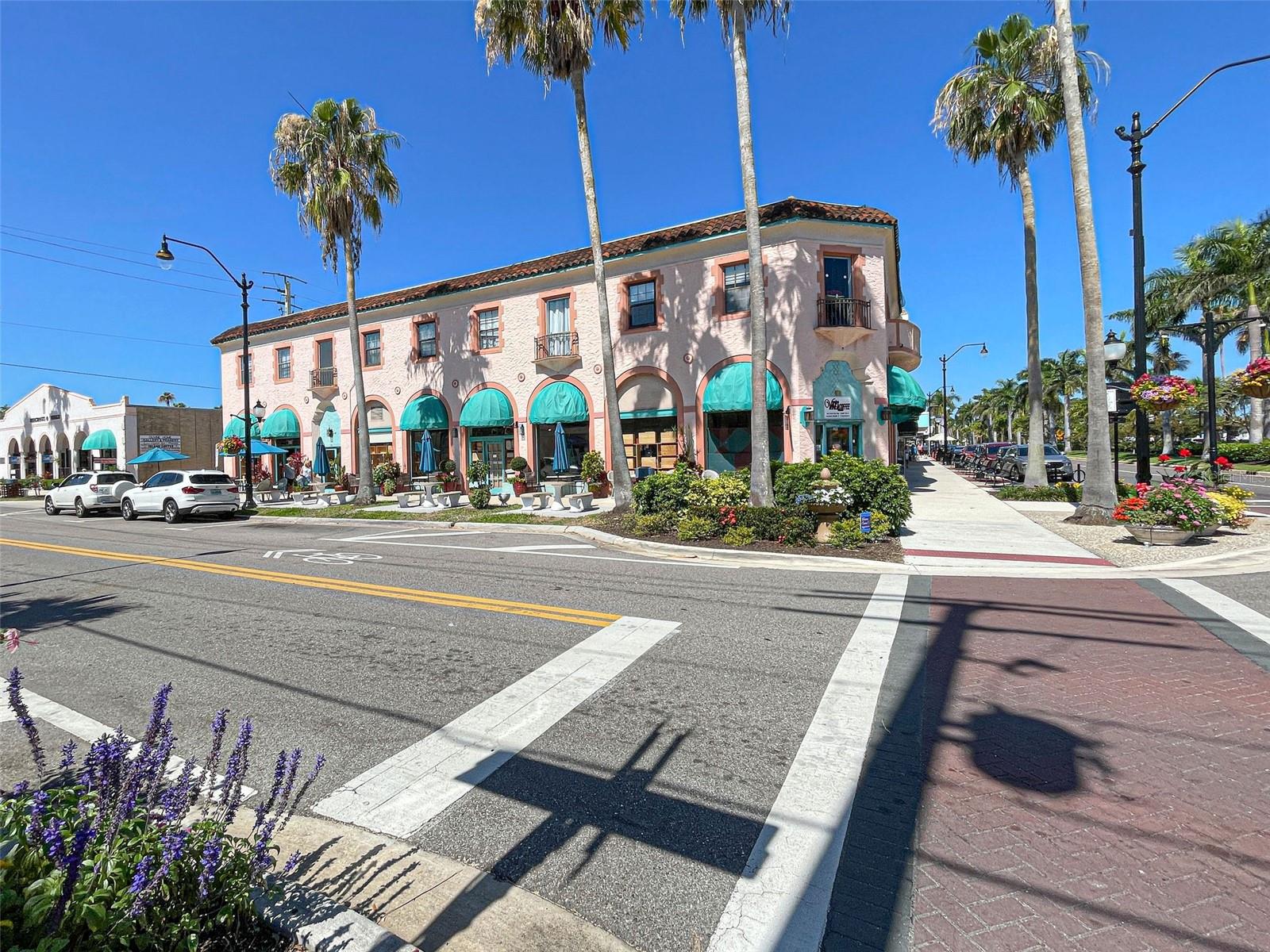 PURITAN ARMS - Residential