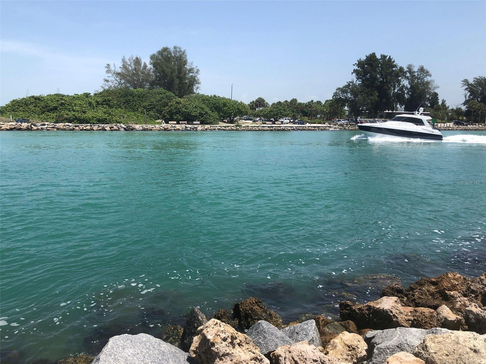 PURITAN ARMS - Residential