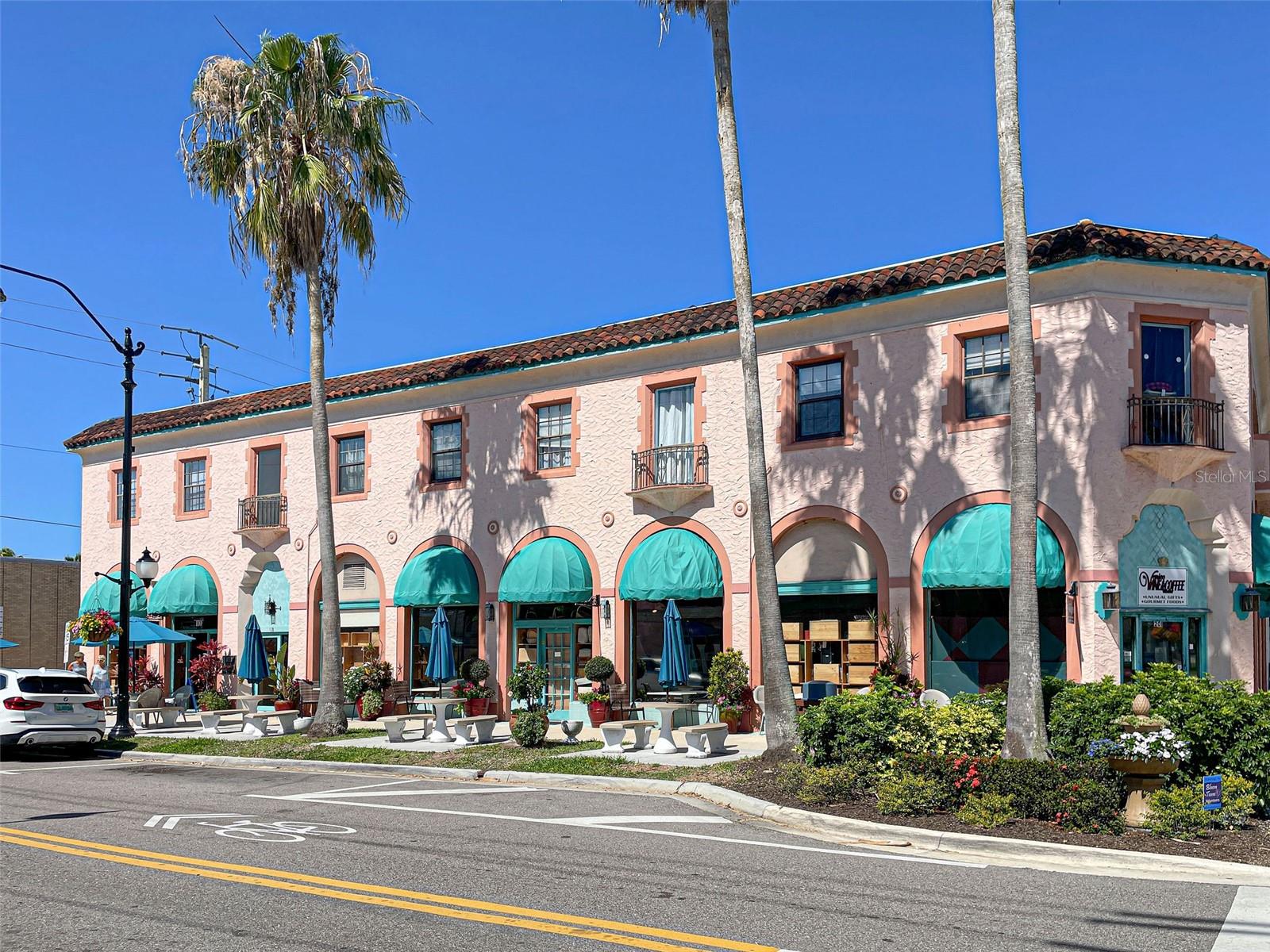 PURITAN ARMS - Residential