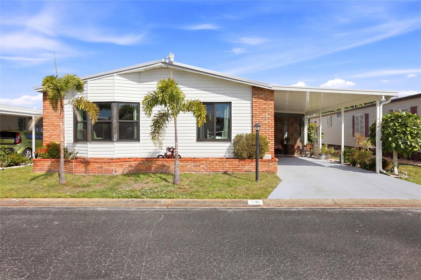 BURNT STORE COLONY MHP COOP - Residential