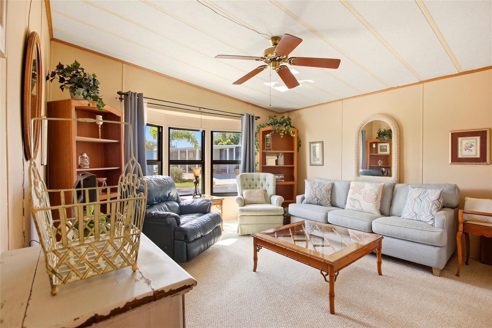 BURNT STORE COLONY MHP COOP - Residential