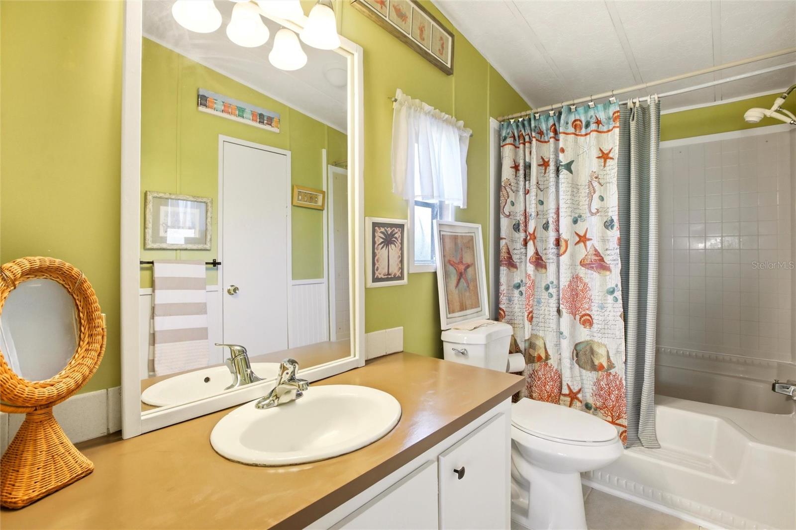 BURNT STORE COLONY MHP COOP - Residential