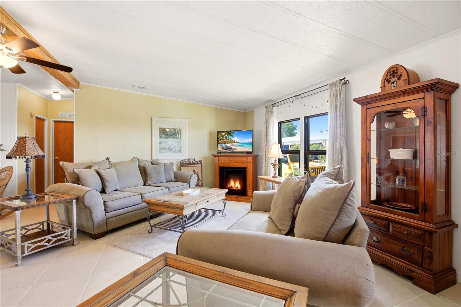 BURNT STORE COLONY MHP COOP - Residential