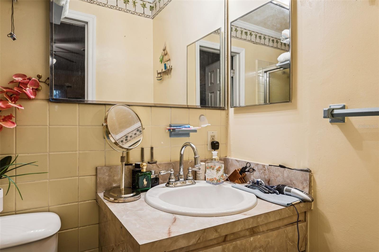 BEVERLY PARK - Residential