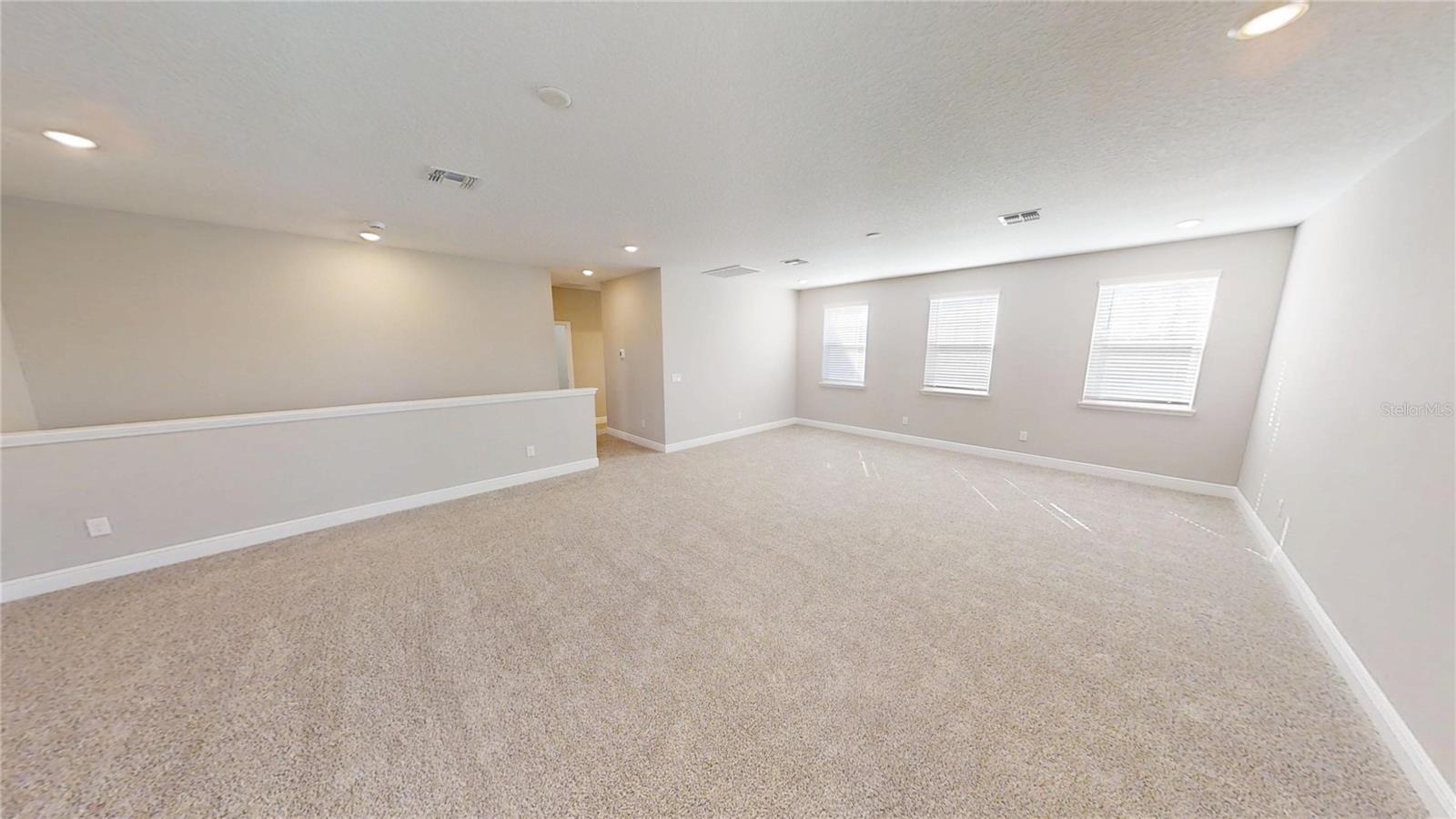 LEGENDS PRESERVE PHASE 1 - Residential Lease