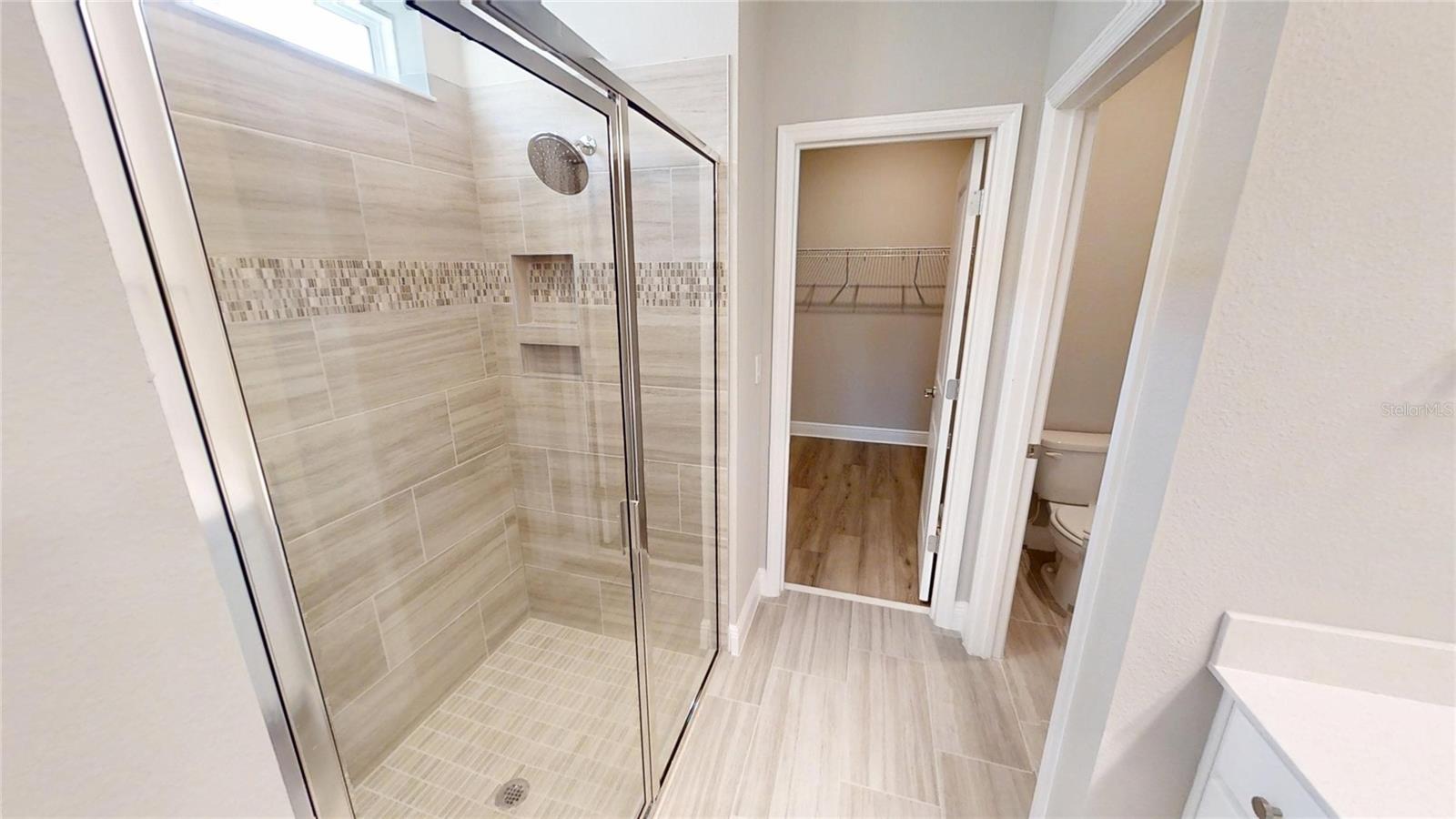 LEGENDS PRESERVE PHASE 1 - Residential Lease